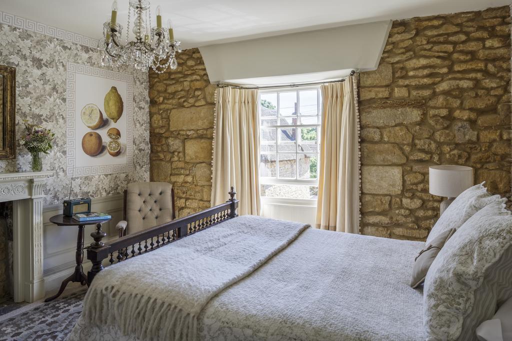 Lord Poulett Arms Hotel Bristol Buitenkant foto
